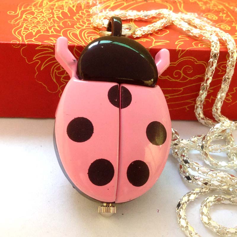🐞 Marienkäfer-Taschenuhr-Halskette