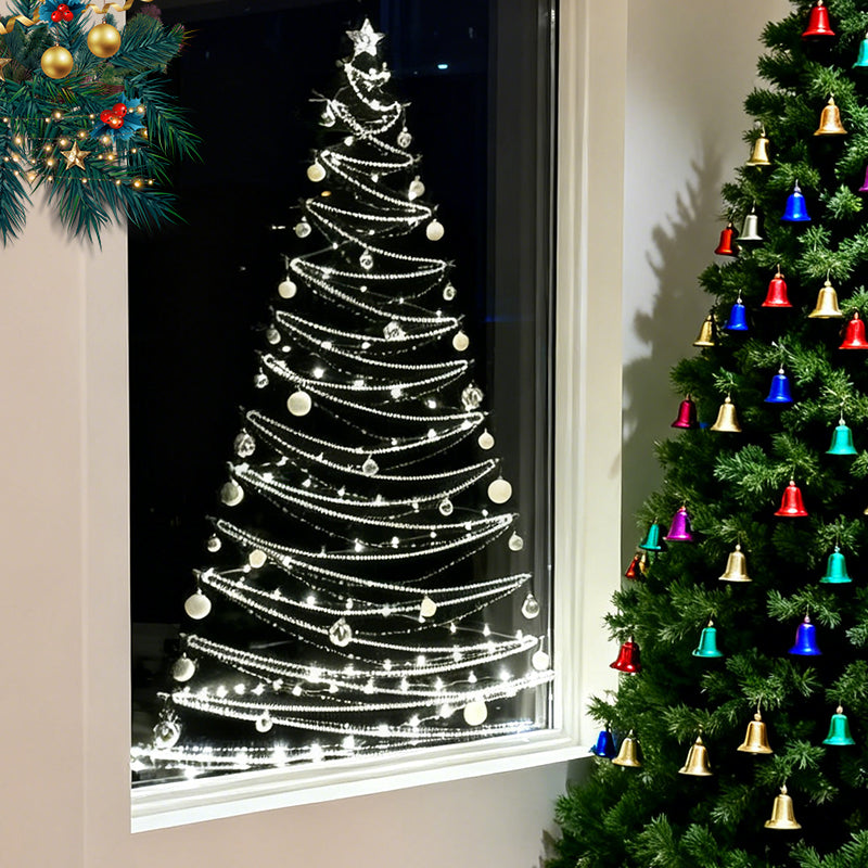 DIY-Weihnachtsbaumschmuck für raumhohe Fenster