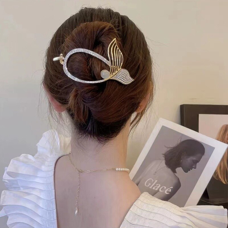 Fischschwanz-Haarklammer mit Strass oder Perlen