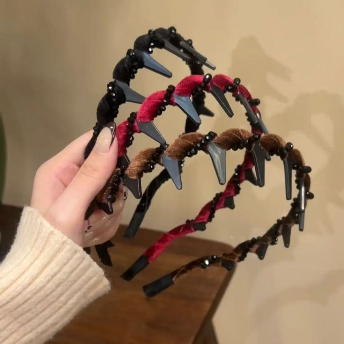 🔥🔥Retro-Kopfband mit Totenkopf und Perlen