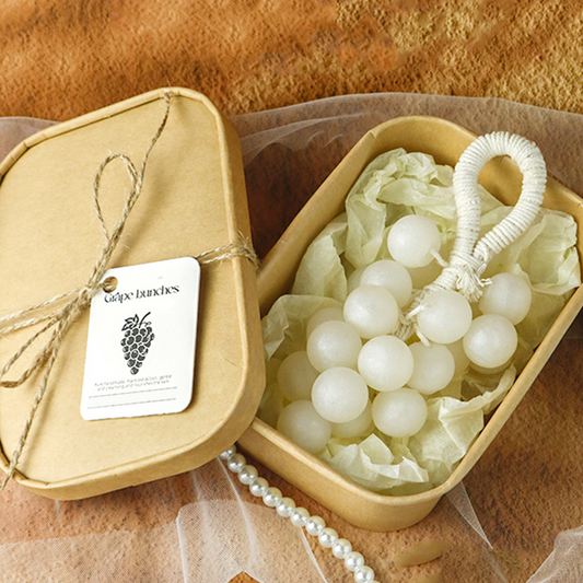 🎄 Handgemachte Trauben- & Erdbeer-Seife – Perfektes Weihnachtsgeschenk 🎁